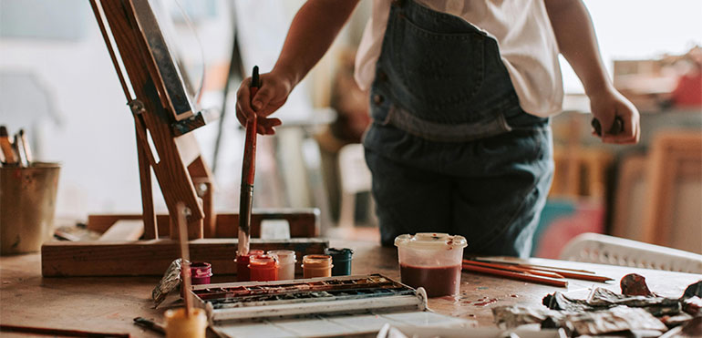 Art Galleries and Artists